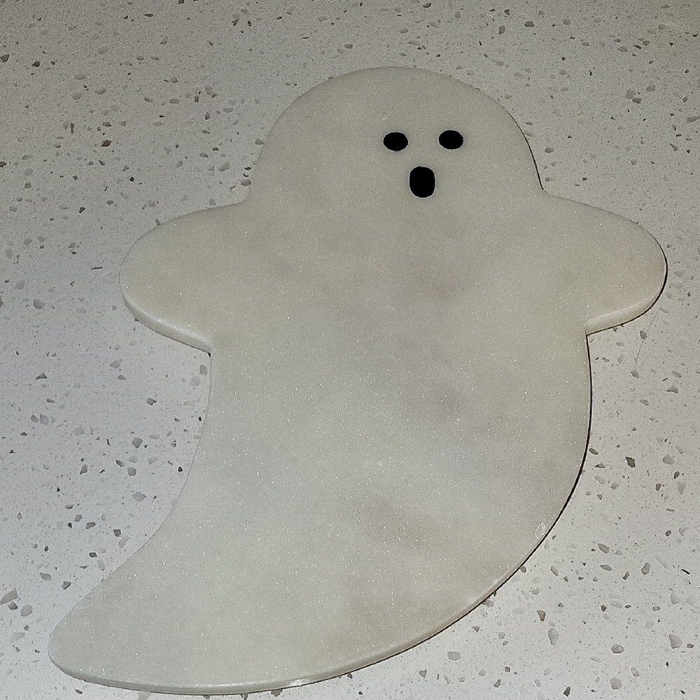 Spooky White Ghost Marble Cheese Board